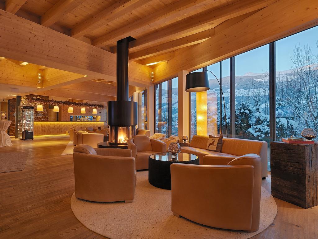 Alpina Zillertal . Family Lifestyle Kinderhotel Fügen Exterior foto